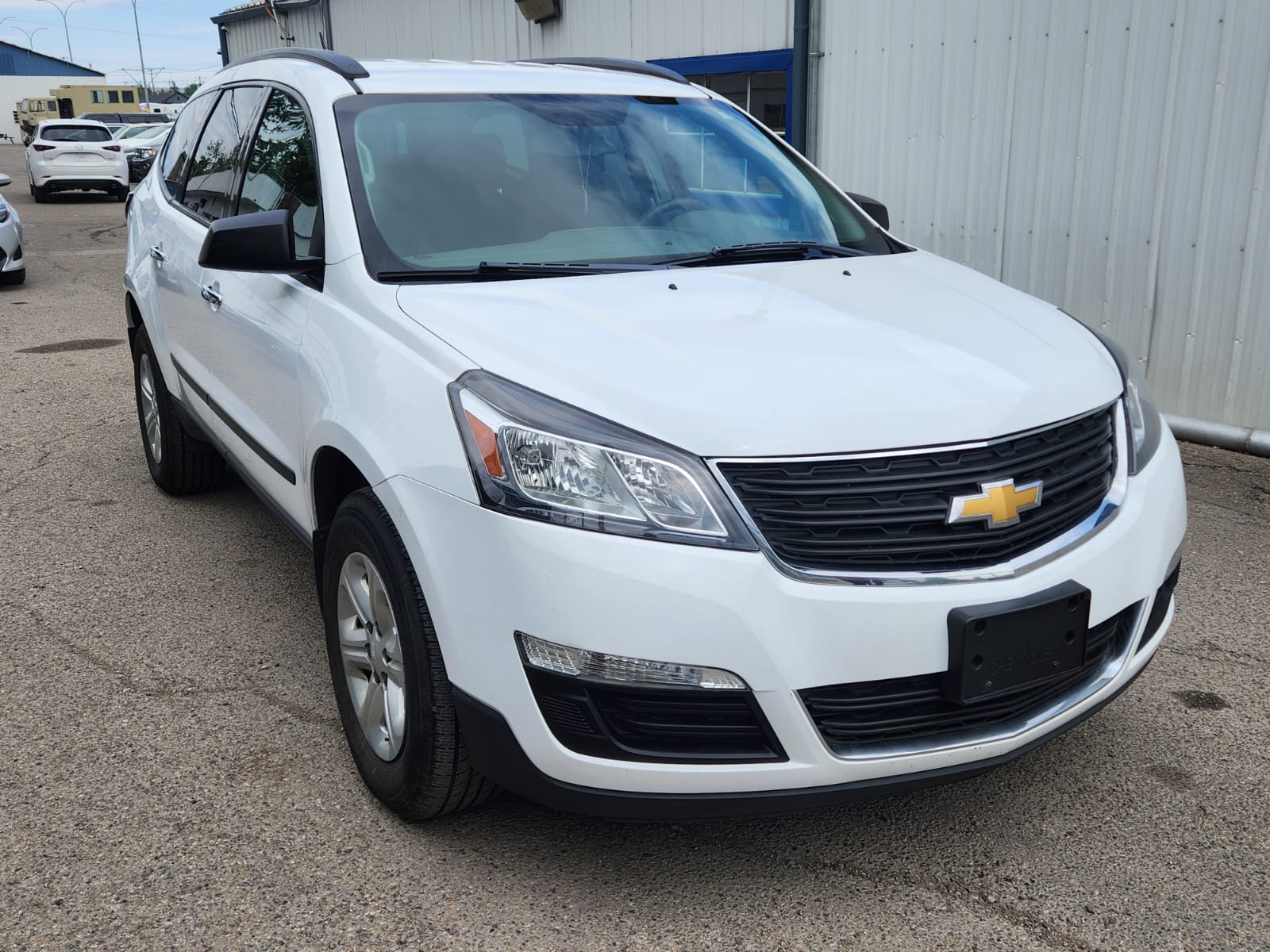 2016 Chevy Traverse LS 8Passengers